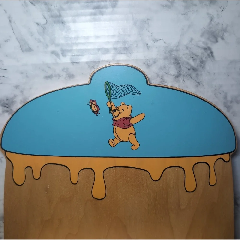 Winnie The Pooh Disney Honey Pot Shaped Wood Display Trinket Shelf 18.5